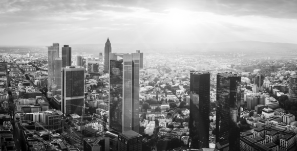 A global reinsurance company meets data protection demands and secures its strategic growth in the Chinese market